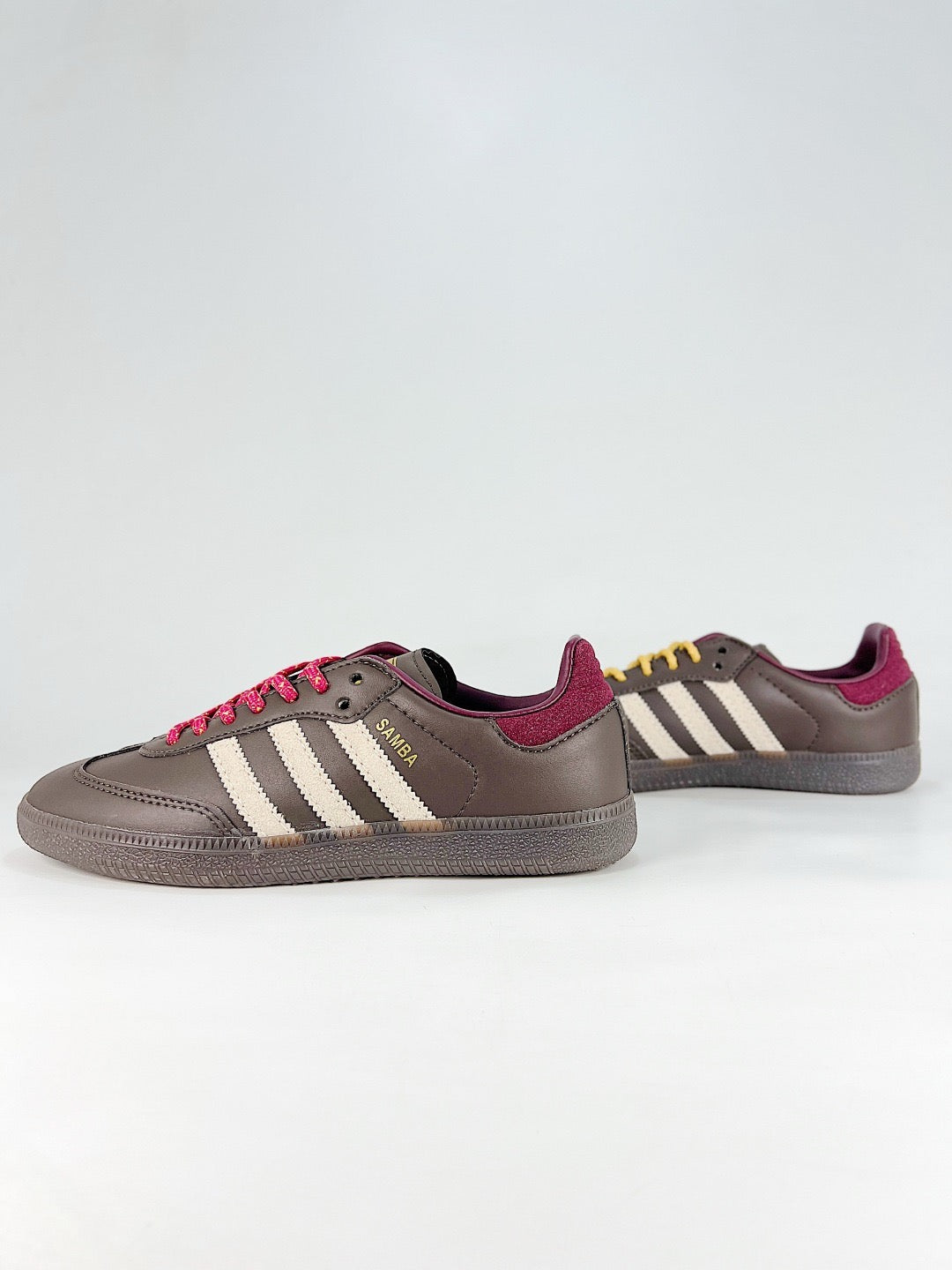 Adidas Samba Classic  Leather Sneakers Vintage Streetwear Shoes Dark brown and burgundy color block