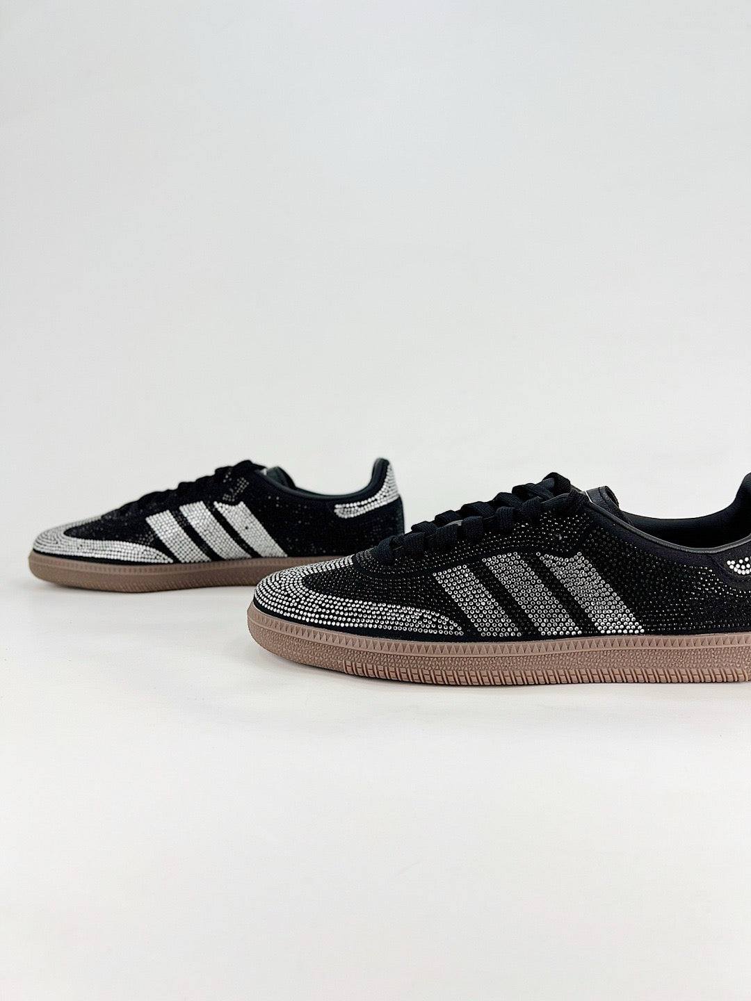 Adidas Samba Low Top Casual Sneakers Unisex Black Full Silver Rhinestone