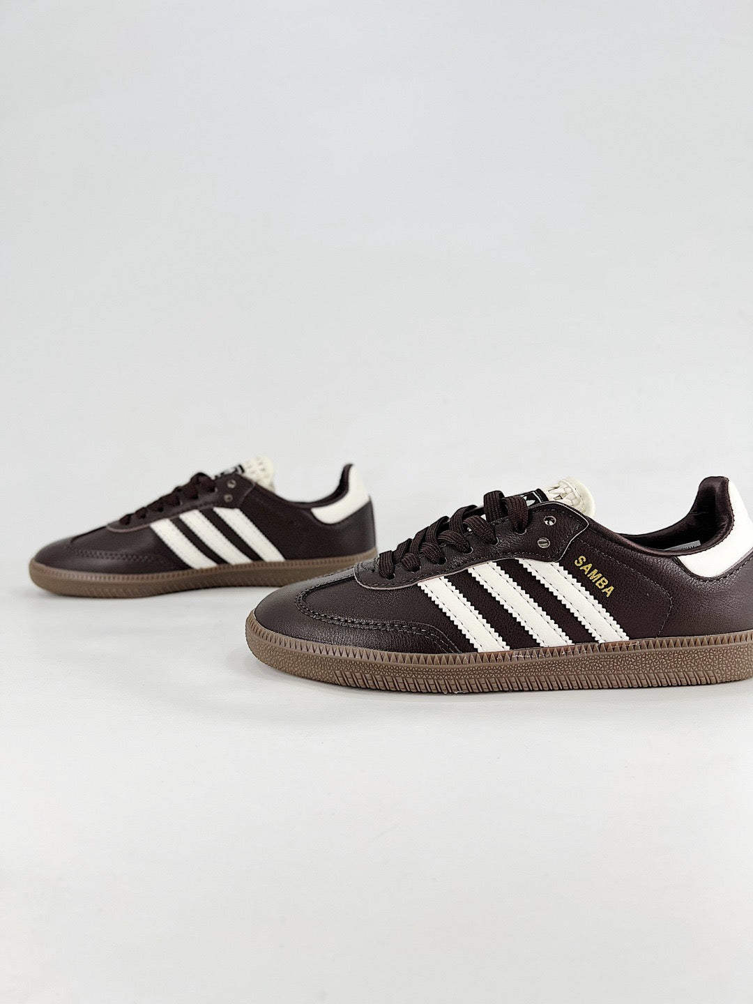 Adidas Samba Low Top Casual Sneakers Unisex Dark Brown Cream White