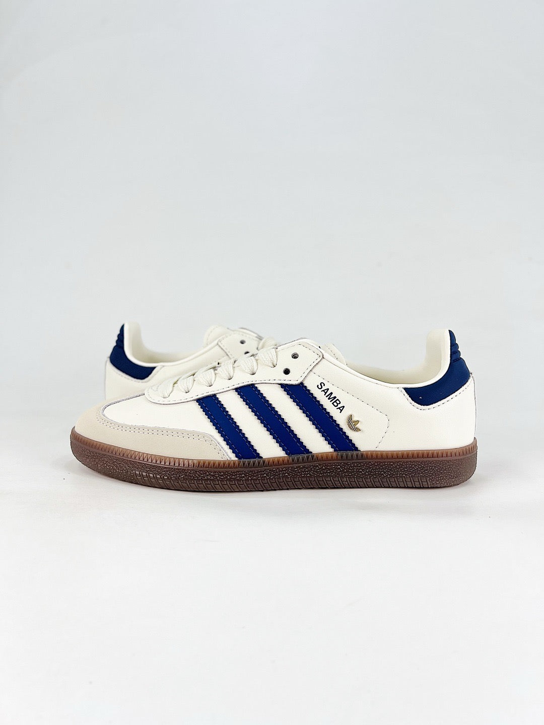 Adidas Samba Low Top Casual Sneakers Unisex Off White + Navy Blue