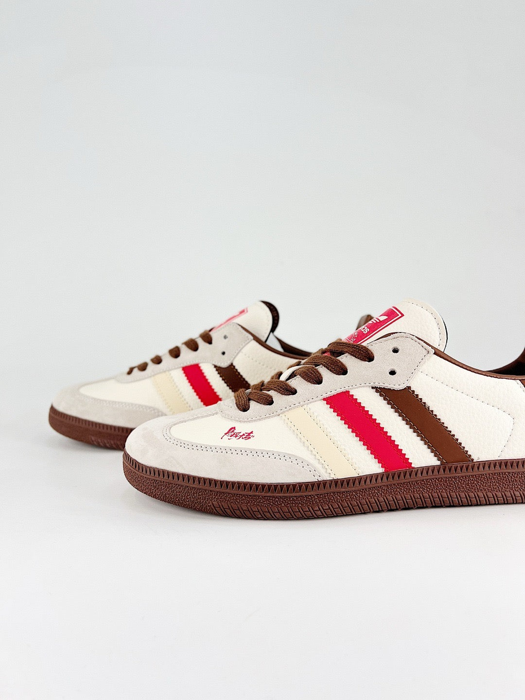 Adidas Samba Low Top Casual Sneakers Unisex Off White, Light Grey Toe, Beige / Red / Brown Multi Stripes