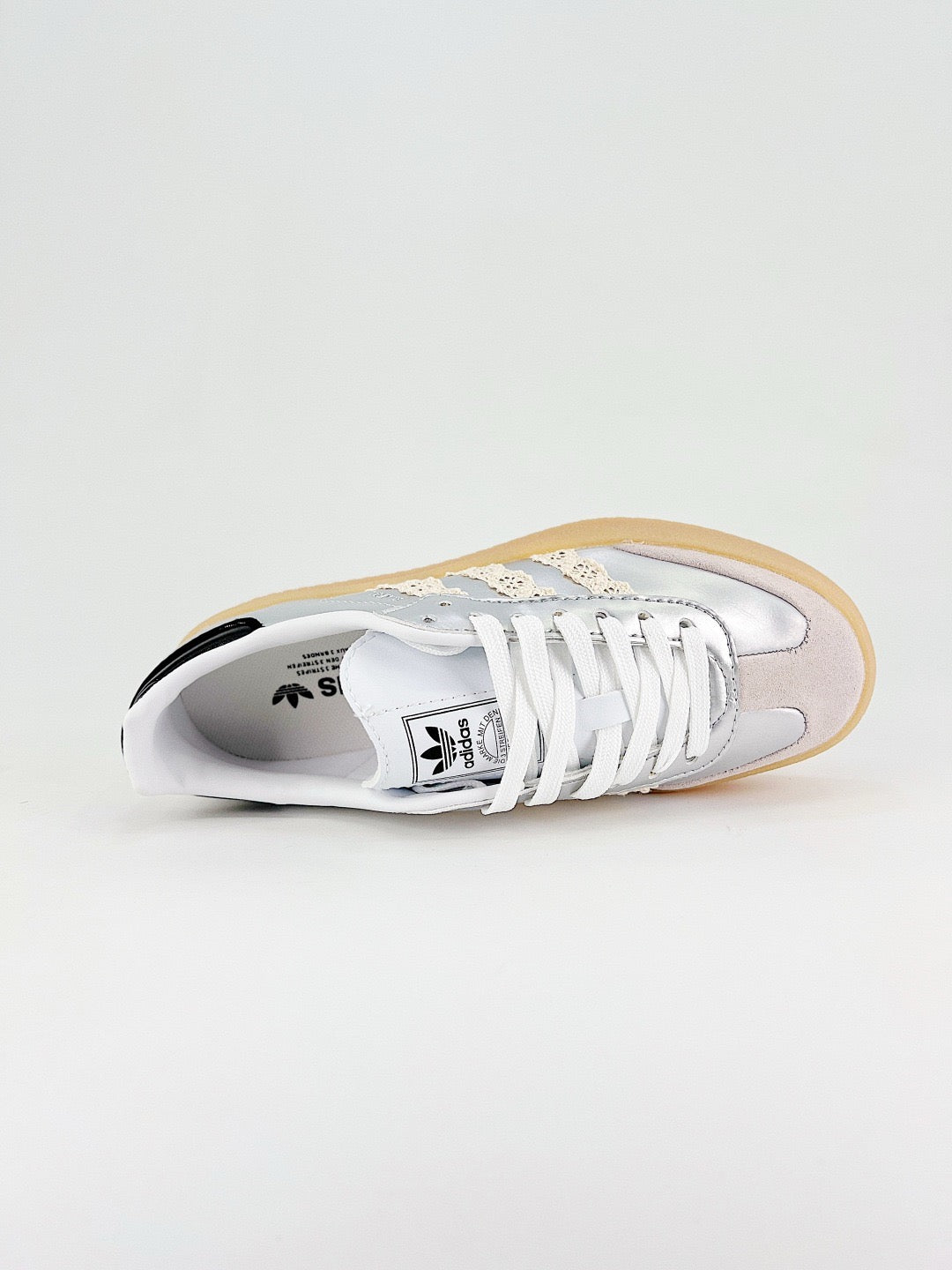 Adidas Samba Unisex Sneakers Silver Metallic Leather Lace Stripes Gum Sole