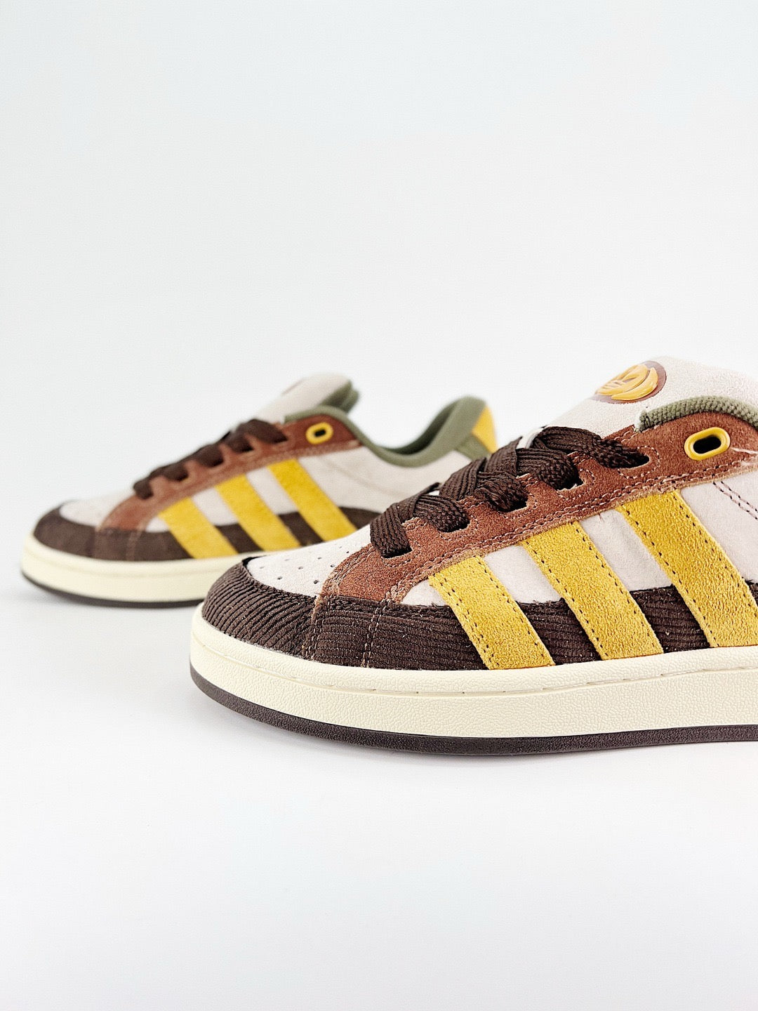 Adidas Campus 00s Sneaker Multi Color Corduroy Suede Unisex