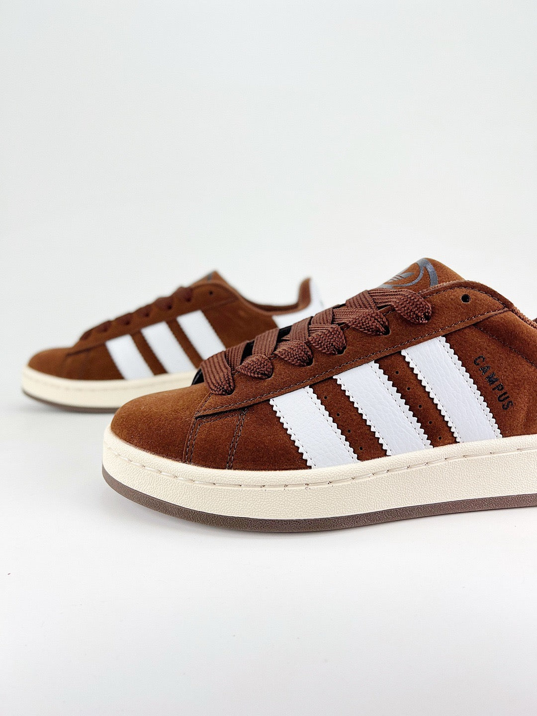 Adidas Campus 00s Sneaker Brown White Stripes Unisex