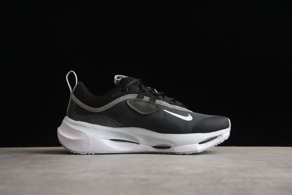 Nike Spark Chunky Sneakers Sport Running Shoes Black / Metallic Silver / White
