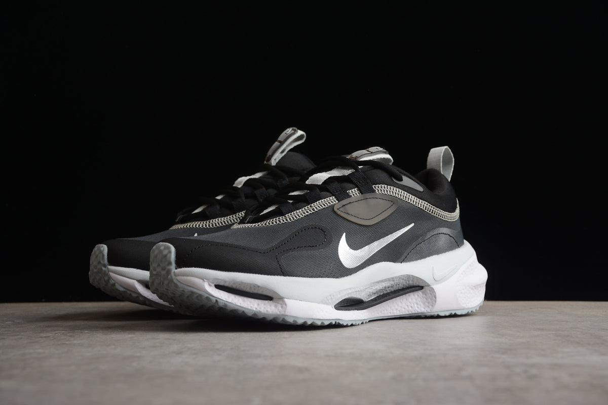 Nike Spark Chunky Sneakers Sport Running Shoes Black / Metallic Silver / White