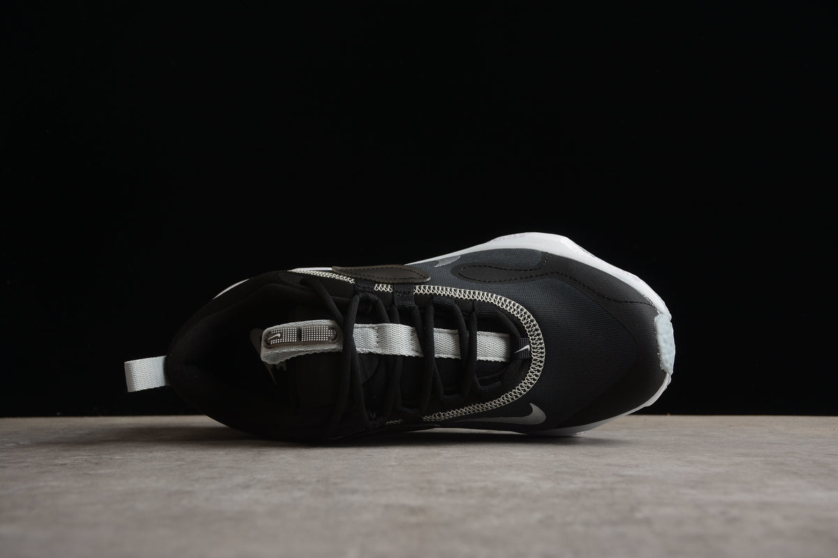 Nike Spark Chunky Sneakers Sport Running Shoes Black / Metallic Silver / White